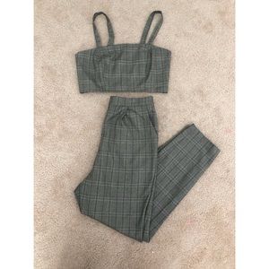 FOREVER 21 Two Piece Plaid Gray Crop Top Set